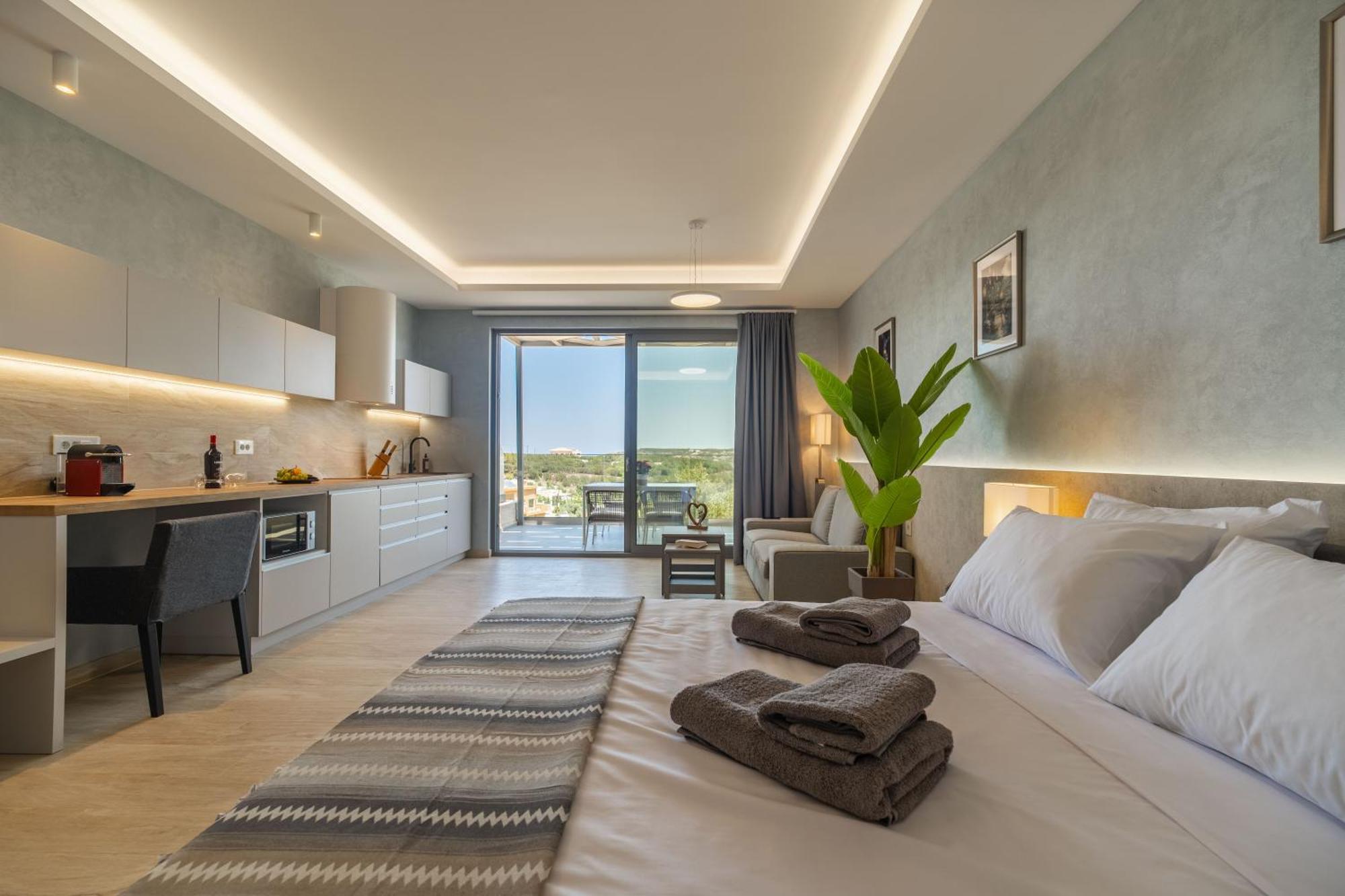 Amour Relax Hotel Almirída Kültér fotó