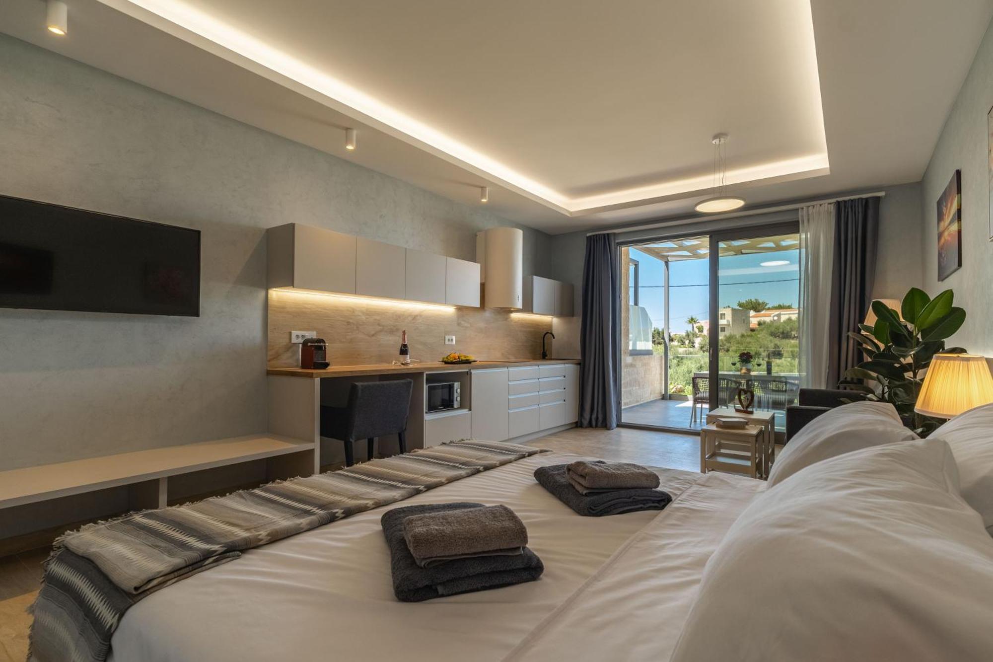 Amour Relax Hotel Almirída Kültér fotó