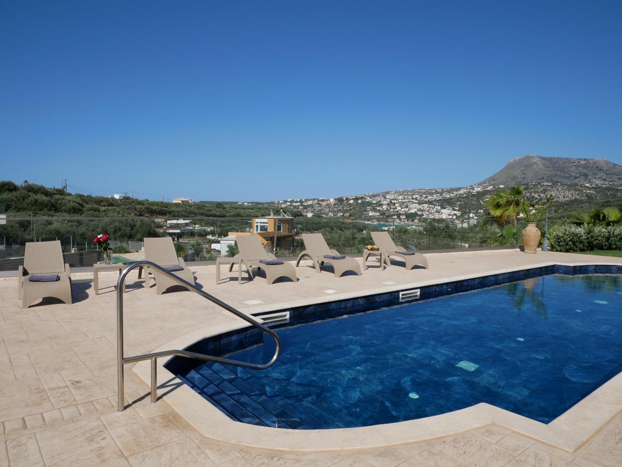 Amour Relax Hotel Almirída Kültér fotó